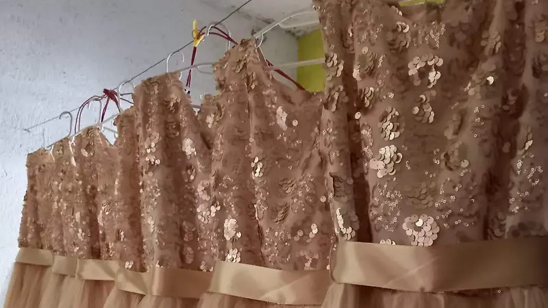 Diversidad de vestuarios ha creado Sandra durante su trayectoria.